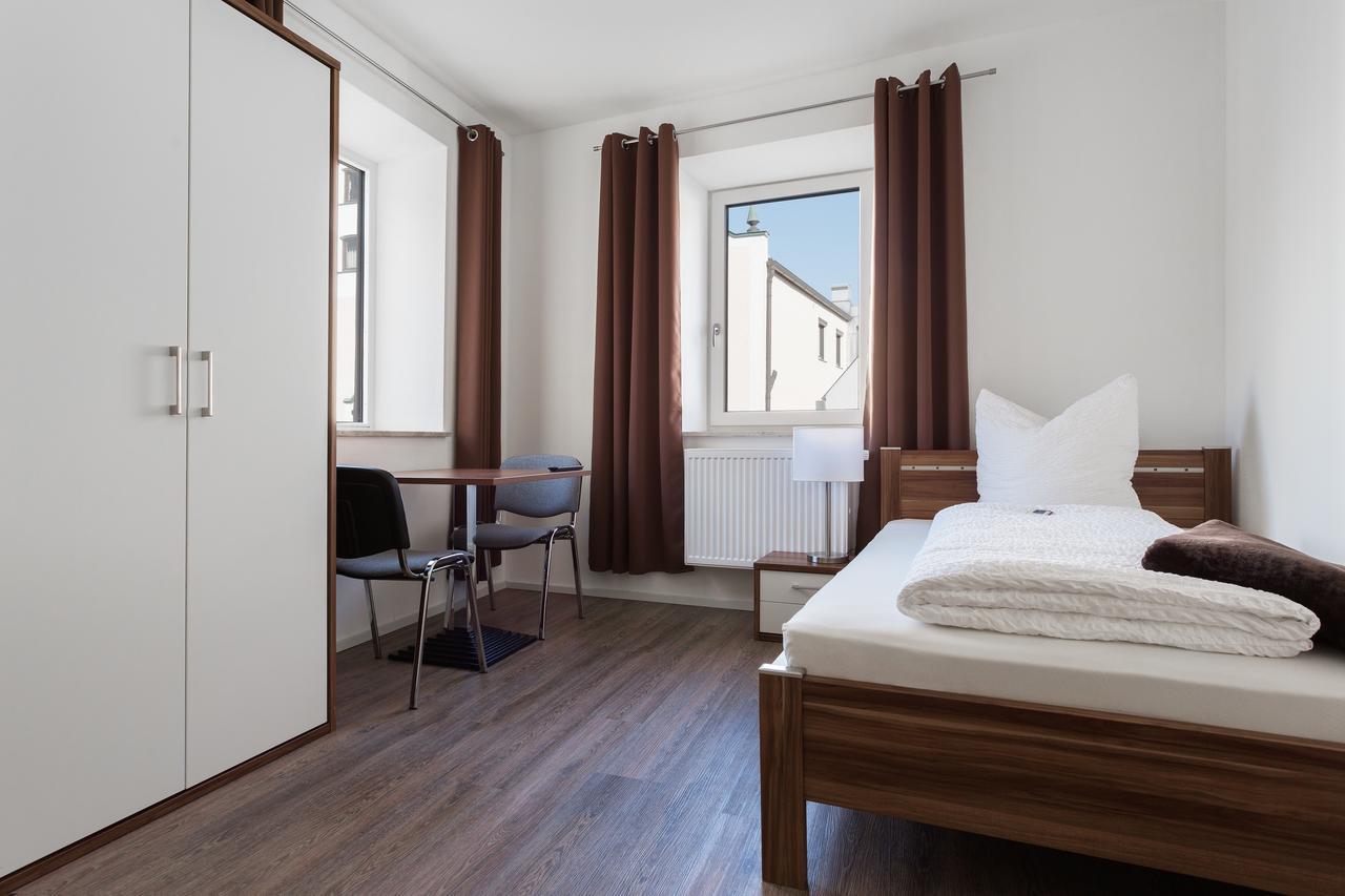 Greenpartment Boardinghouse Neustadt Нойштадт-ан-дер-Донау Экстерьер фото