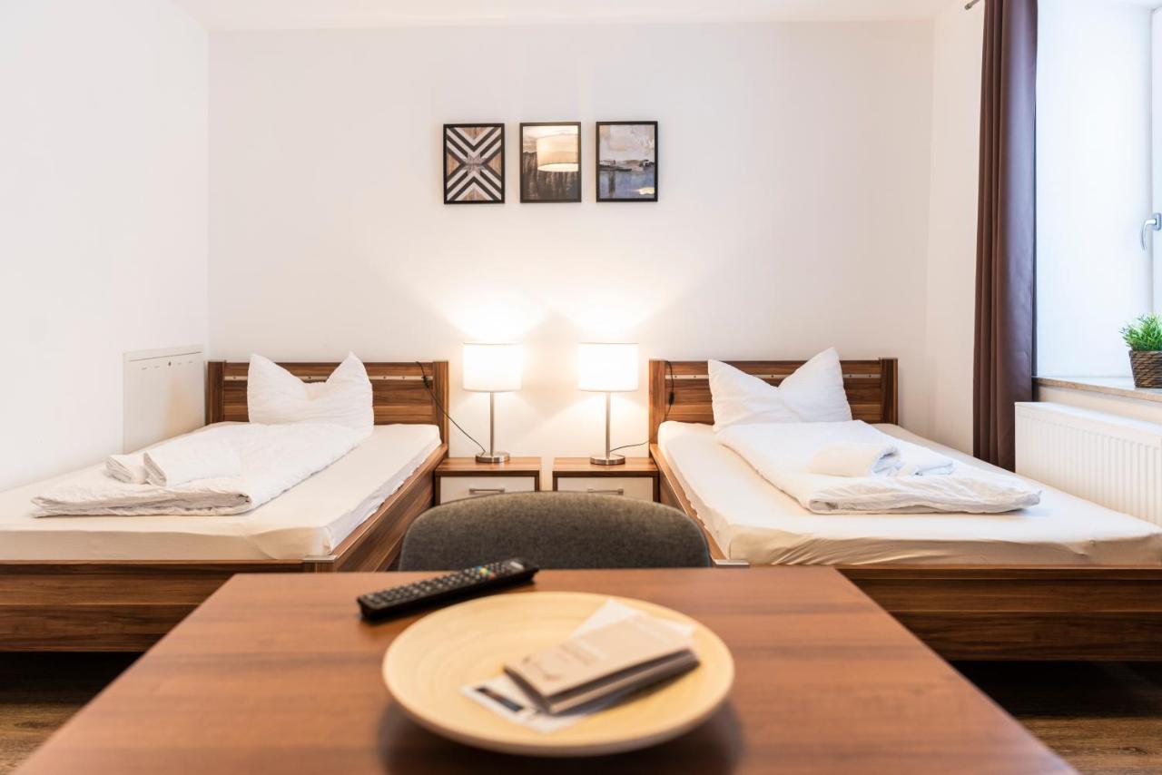 Greenpartment Boardinghouse Neustadt Нойштадт-ан-дер-Донау Экстерьер фото