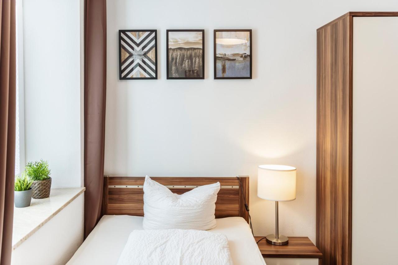Greenpartment Boardinghouse Neustadt Нойштадт-ан-дер-Донау Экстерьер фото