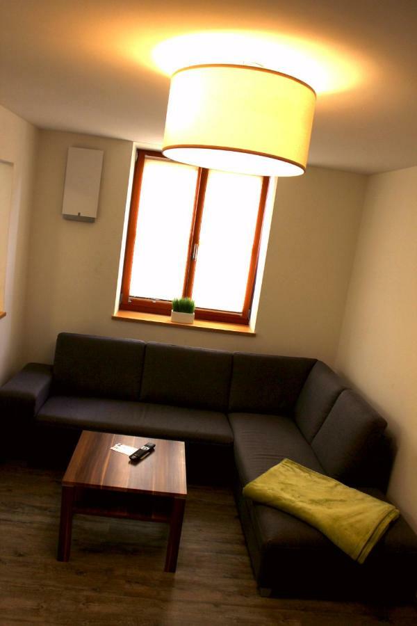 Greenpartment Boardinghouse Neustadt Нойштадт-ан-дер-Донау Экстерьер фото